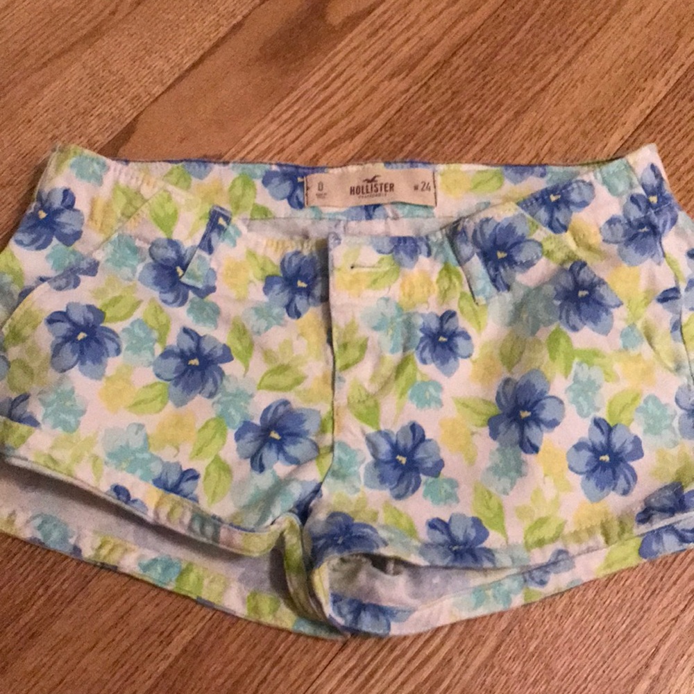 Holister Shorts